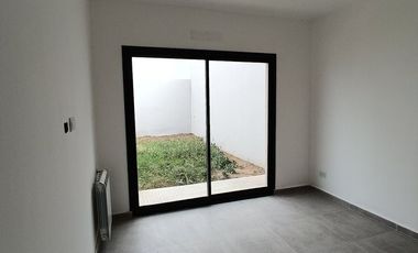 VENTA CASA EN SALTO PROVINCIA DE BUENOS AIRES