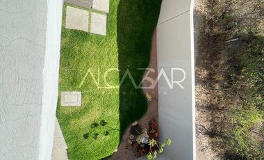 CASA EN VENTA ETLA