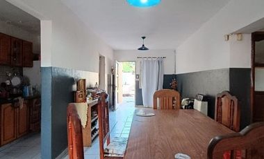 VENTA CASA 3 DORMITORIOS- LAS VARILLAS