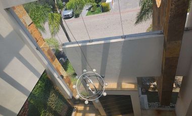 Casa en Renta Amueblada Fracc. Regency JURICA