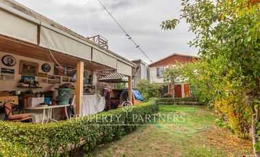 Doble Oportunidad en La Cisterna! Dos Casas en un Gran Terreno.