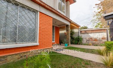 Doble Oportunidad en La Cisterna! Dos Casas en un Gran Terreno.
