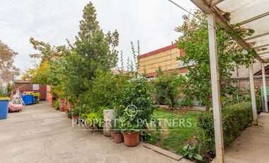 Doble Oportunidad en La Cisterna! Dos Casas en un Gran Terreno.