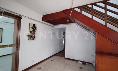 En Renta. Casa ideal para construir tu nuevo multi proyecto Empresarial.