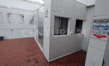 En Renta. Casa ideal para construir tu nuevo multi proyecto Empresarial.