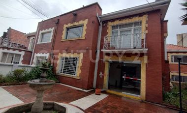 En Renta. Casa ideal para construir tu nuevo multi proyecto Empresarial.