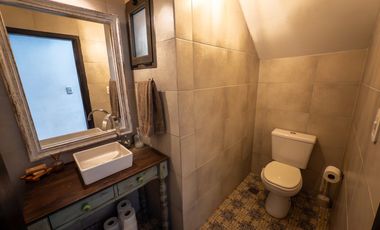 Venta Casa de 6 ambientes Barrio Las Liebres