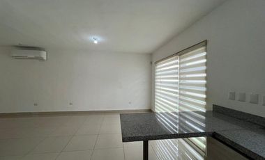 Casa en Renta en Cumbres San Agustín