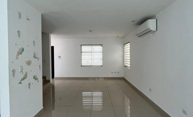 Casa en Renta en Cumbres San Agustín