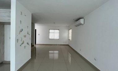 Casa en Renta en Cumbres San Agustín