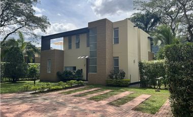 VENDO CASA CAMPESTRE EN VILLETA