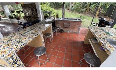 VENTA DE FINCA EN QUIMBAYA, QUINDO, COLOMBIA