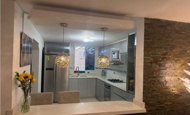 HERMOSA CASA REMODELADA EN SECTOR TERRANOVA -060-