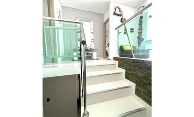 HERMOSA CASA REMODELADA EN SECTOR TERRANOVA -060-