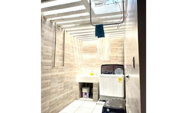 HERMOSA CASA REMODELADA EN SECTOR TERRANOVA -060-