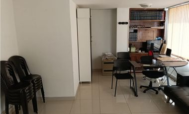 VENTA DE OFICINA CERCA A LAS TORRES DE BOMBON RANGO 1