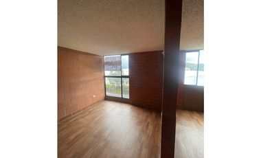 CONJUNTO RESIDENCIAL ZUE AMBAR 23 - 303