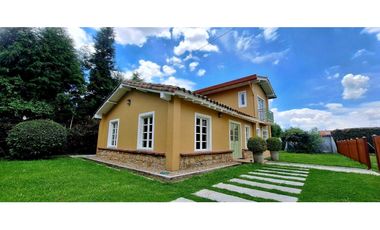 ARRIENDO CASA CAMPESTRE AMOBLADA – PARCELAS EN COTA $4'750.000