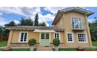 ARRIENDO CASA CAMPESTRE AMOBLADA – PARCELAS EN COTA $4'750.000