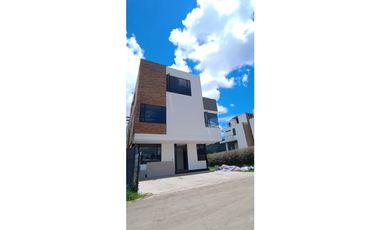 Arriendo Casa Cota Campestre $ 5.000.000