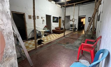 GRAN OPORTUNIDAD SE VENDE CASA LOTE EN CARTAGO EXCELENTE UBICACIÓN