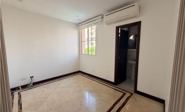 Apartamento en arriendo Altos de Riomar