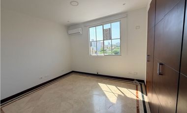 Apartamento en arriendo Altos de Riomar