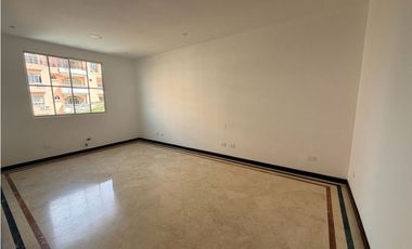 Apartamento en arriendo Altos de Riomar