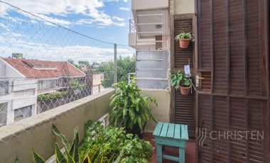Venta de Departamento de 3 dormitorios y 2 baños en Barrio Constituyentes