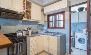 Venta de Departamento de 3 dormitorios y 2 baños en Barrio Constituyentes