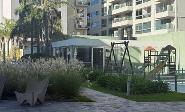 MUY LINDO DEPARTAMENTO DE 2 AMBIENTES AMOBLADO EN ALQUILER EN TORRE CON AMENITIES EN VICENTE LOPEZ