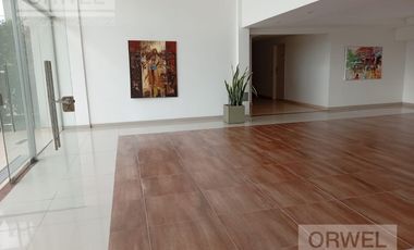 Alquiler o Venta · 2 Ambientes y medio en Insignia con Piscina · Impactantes vistas
