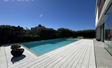 Venta Casa 6 ambientes con piscina en Greenville