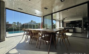 Venta Casa 6 ambientes con piscina en Greenville
