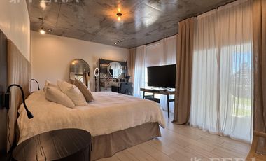 Venta Casa 6 ambientes con piscina en Greenville