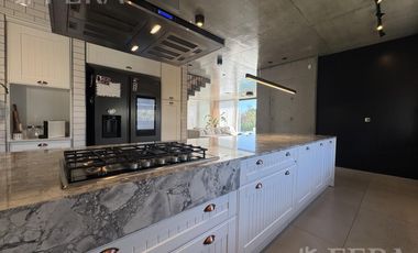 Venta Casa 6 ambientes con piscina en Greenville
