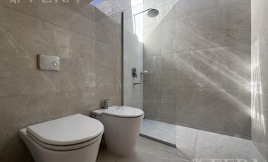 Venta Casa 6 ambientes con piscina en Greenville