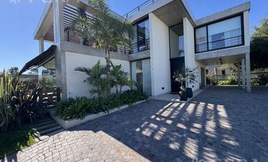 Venta Casa 6 ambientes con piscina en Greenville