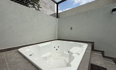 Depa en Venta en PB en providencia con Jacuzzi