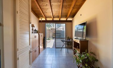 Casa en B° Cementista Residencial/ Apta credito y se reciben permutas/ 3 Dorm/ Cochera doble