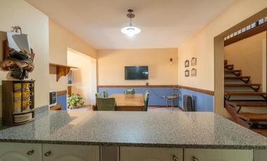 Casa en B° Cementista Residencial/ Apta credito y se reciben permutas/ 3 Dorm/ Cochera doble