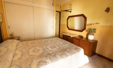 Casa en B° Cementista Residencial/ Apta credito y se reciben permutas/ 3 Dorm/ Cochera doble