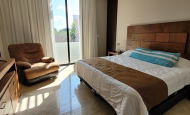 RENTA Town House amueblado y equipado en Temozon Norte