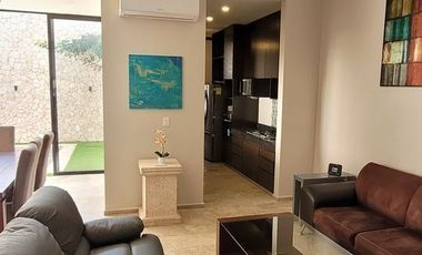 RENTA Town House amueblado y equipado en Temozon Norte