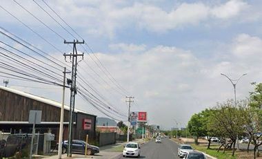 Excelente Ubicación / frente Plaza Antea