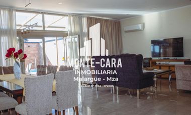 Casa de categoría en venta