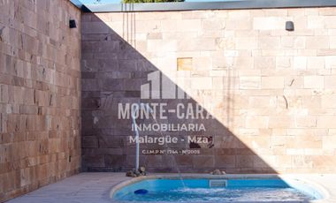 Casa de categoría en venta