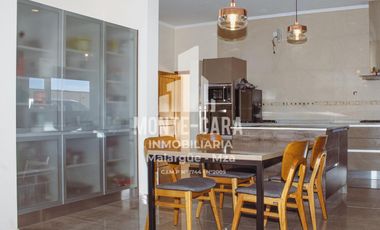 Casa de categoría en venta