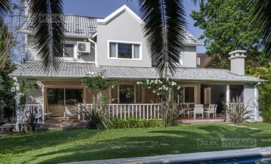 Casa en alquiler con pileta en barrio cerrado La Posta, La Horqueta. San Isidro
