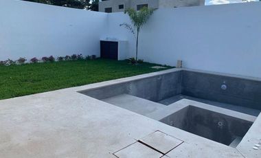 CASA EN RENTA MERIDA, CONKAL, PRIVADA ARBOREA, DISPONIBLE.